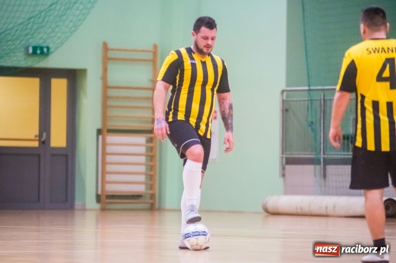 Zdjęcie w galerii na portalu naszraciborz.pl: HLPN: Straż Graniczna i Castorama bez punktów wiadomości z regionu