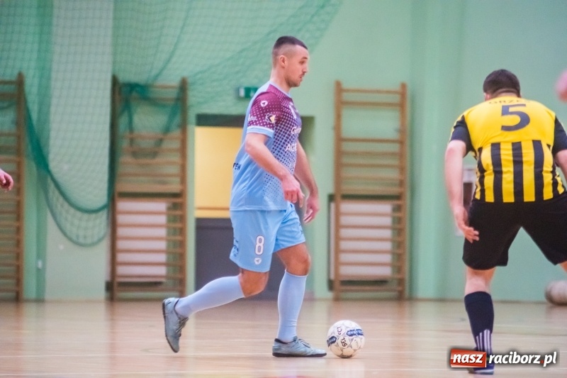 Zdjęcie w galerii na portalu naszraciborz.pl: HLPN: Straż Graniczna i Castorama bez punktów wiadomości z regionu