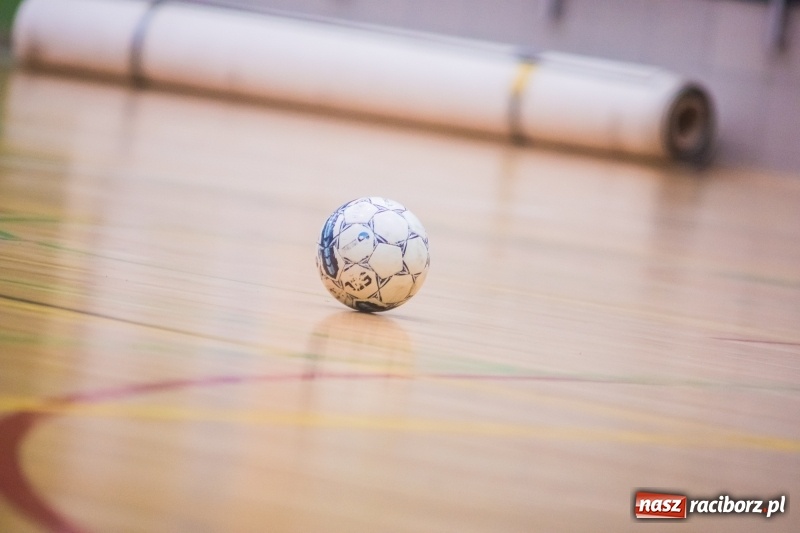 Zdjęcie w galerii na portalu naszraciborz.pl: HLPN: Straż Graniczna i Castorama bez punktów wiadomości z regionu