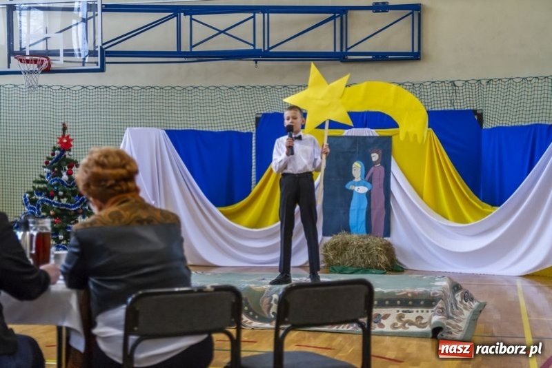 Zdjęcie w galerii na portalu naszraciborz.pl: Niemieckie kolędy i pastorałki zabrzmiały w Kornowacu  wiadomości z regionu