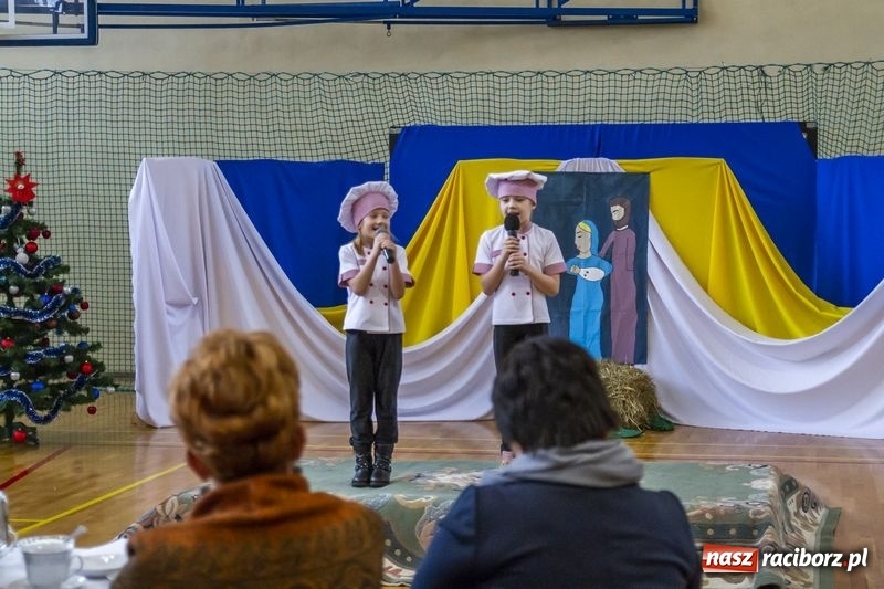 Zdjęcie w galerii na portalu naszraciborz.pl: Niemieckie kolędy i pastorałki zabrzmiały w Kornowacu  wiadomości z regionu