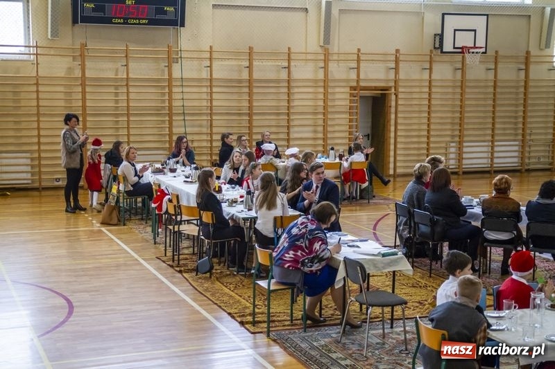 Zdjęcie w galerii na portalu naszraciborz.pl: Niemieckie kolędy i pastorałki zabrzmiały w Kornowacu  wiadomości z regionu