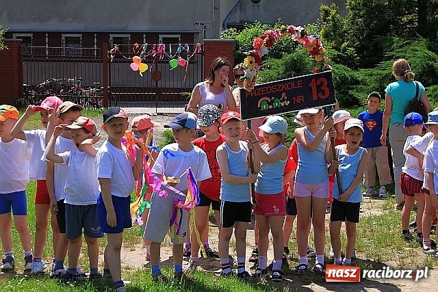 Zdjęcie w galerii na portalu naszraciborz.pl: Młodzi olimpijczycy wśród przedszkolaków wiadomości z regionu