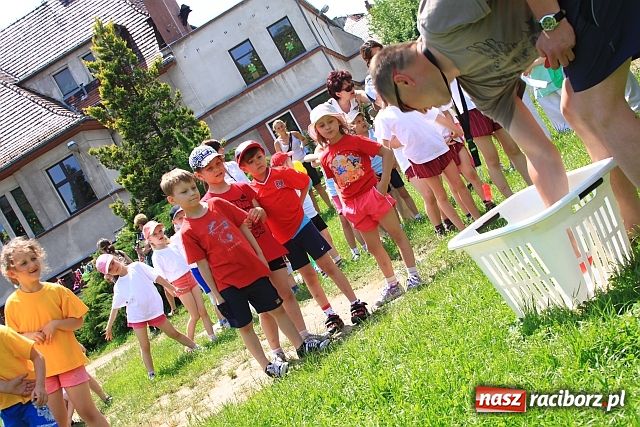 Zdjęcie w galerii na portalu naszraciborz.pl: Młodzi olimpijczycy wśród przedszkolaków wiadomości z regionu