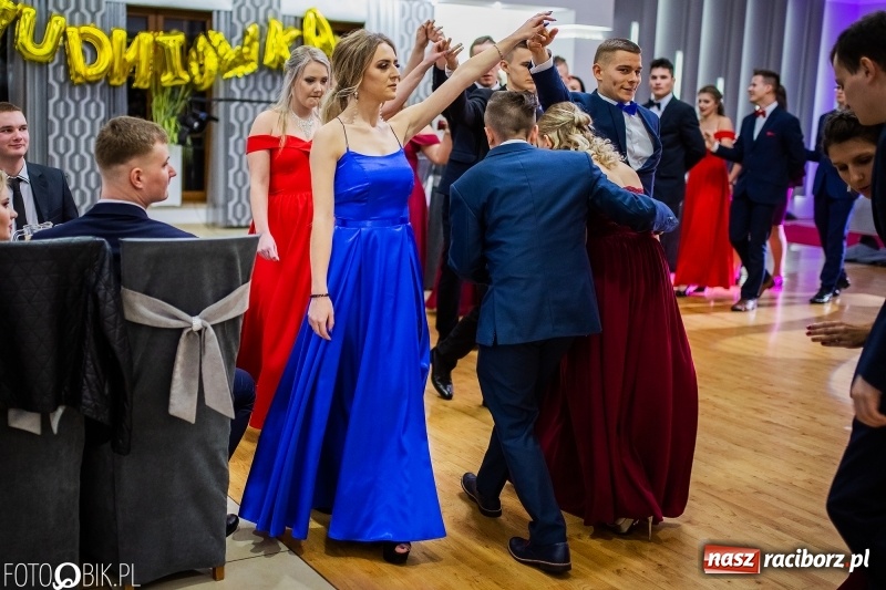 Zdjęcie w galerii na portalu naszraciborz.pl: Raciborski Gastronomik na studniówce w tworkowskim Bravo wiadomości z regionu