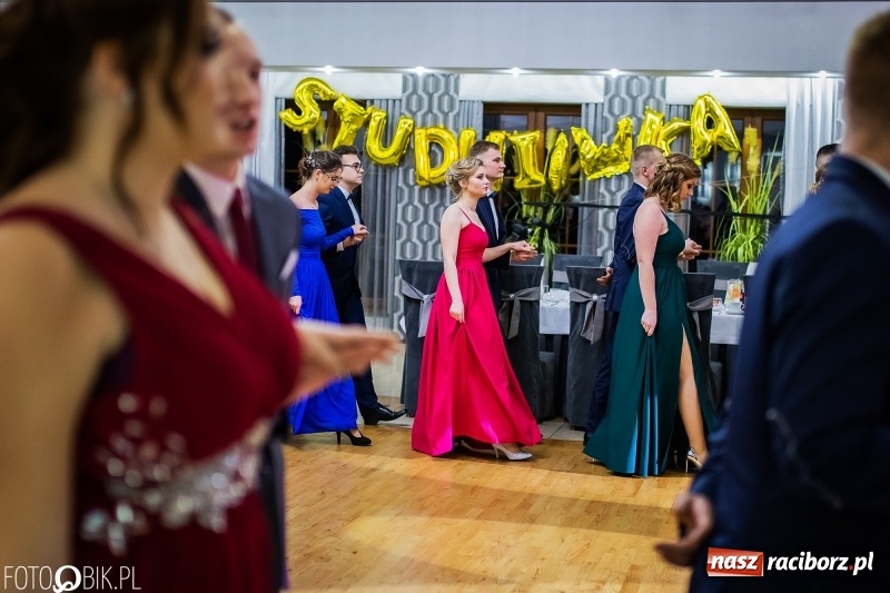 Zdjęcie w galerii na portalu naszraciborz.pl: Raciborski Gastronomik na studniówce w tworkowskim Bravo wiadomości z regionu