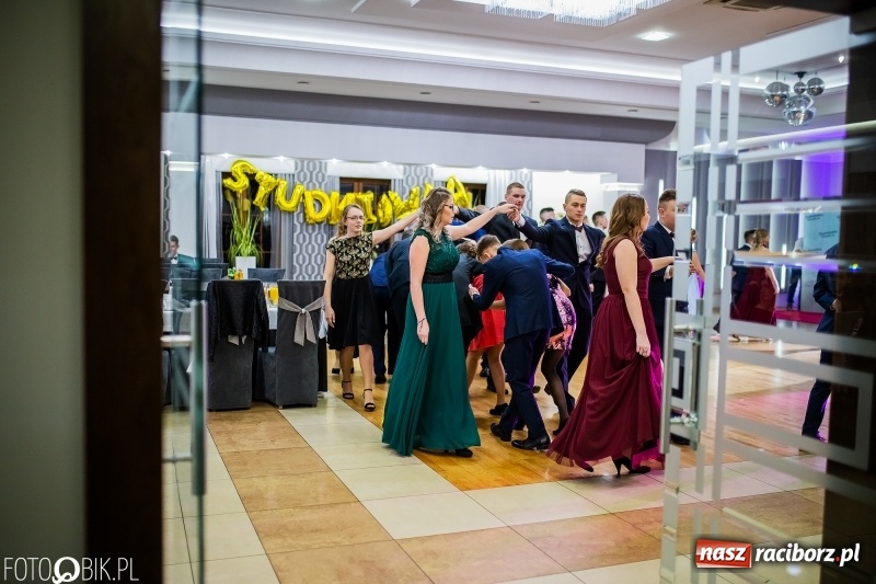 Zdjęcie w galerii na portalu naszraciborz.pl: Raciborski Gastronomik na studniówce w tworkowskim Bravo wiadomości z regionu