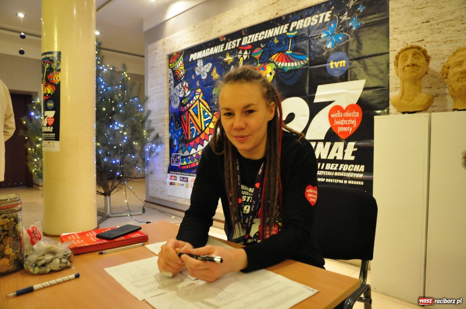 Zdjęcie w galerii na portalu naszraciborz.pl: Wielka Orkiestra Świątecznej Pomocy gra już w Raciborzu FOTO i WIDEO wiadomości z regionu