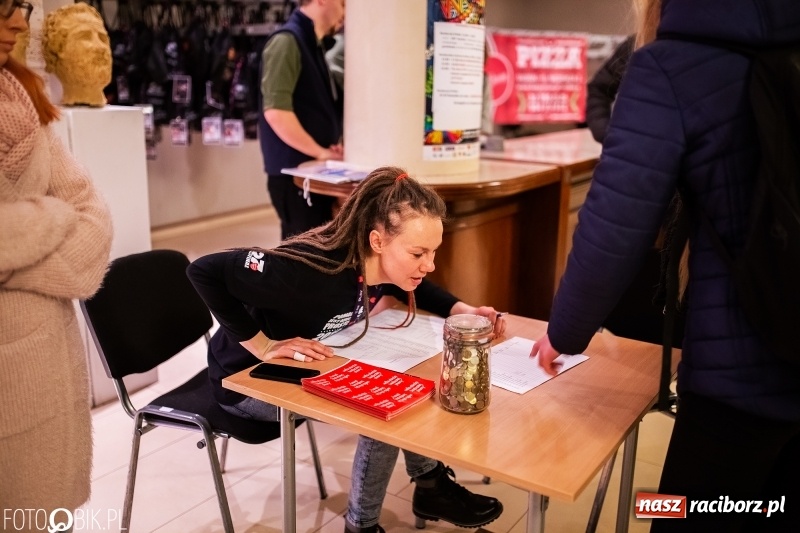 Zdjęcie w galerii na portalu naszraciborz.pl: Wielka Orkiestra Świątecznej Pomocy gra już w Raciborzu FOTO i WIDEO wiadomości z regionu
