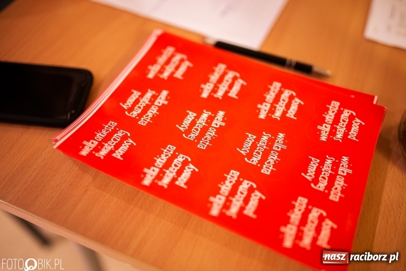 Zdjęcie w galerii na portalu naszraciborz.pl: Wielka Orkiestra Świątecznej Pomocy gra już w Raciborzu FOTO i WIDEO wiadomości z regionu