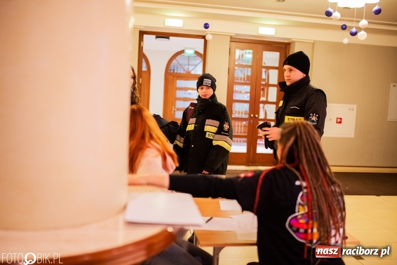 Zdjęcie w galerii na portalu naszraciborz.pl: Wielka Orkiestra Świątecznej Pomocy gra już w Raciborzu FOTO i WIDEO wiadomości z regionu