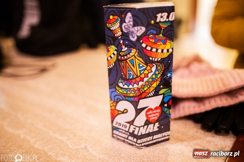 Zdjęcie w galerii na portalu naszraciborz.pl: Wielka Orkiestra Świątecznej Pomocy gra już w Raciborzu FOTO i WIDEO wiadomości z regionu