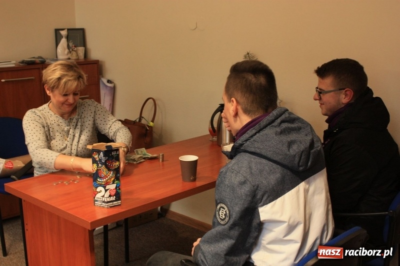 Zdjęcie w galerii na portalu naszraciborz.pl: Rekordowe granie Wielkiej Orkiestry Świątecznej Pomocy w Krzanowicach wiadomości z regionu