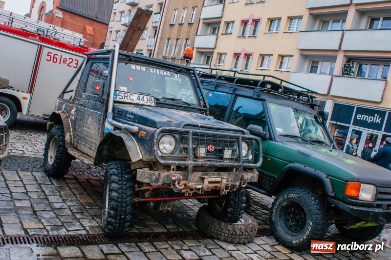 Zdjęcie w galerii na portalu naszraciborz.pl: Wielka Orkiestra Świątecznej Pomocy rozgrzewała na Rynku  wiadomości z regionu