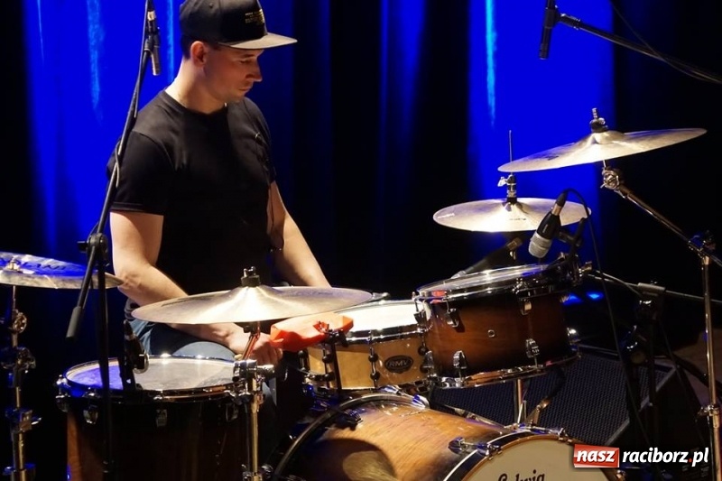 Zdjęcie w galerii na portalu naszraciborz.pl: Raciborski sztab WOŚP liczy pieniądze. Czy będzie rekord?  wiadomości z regionu