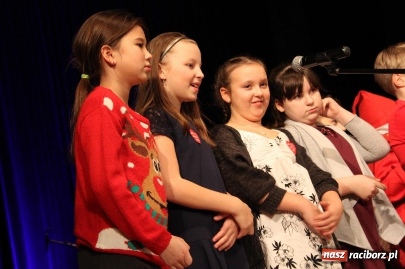 Zdjęcie w galerii na portalu naszraciborz.pl: Raciborski sztab WOŚP liczy pieniądze. Czy będzie rekord?  wiadomości z regionu