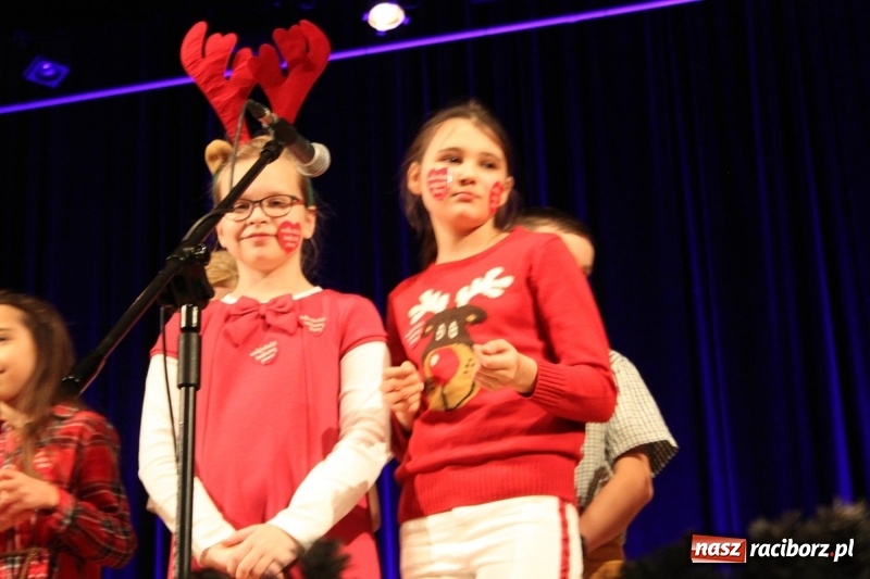 Zdjęcie w galerii na portalu naszraciborz.pl: Raciborski sztab WOŚP liczy pieniądze. Czy będzie rekord?  wiadomości z regionu