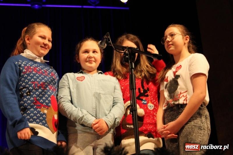 Zdjęcie w galerii na portalu naszraciborz.pl: Raciborski sztab WOŚP liczy pieniądze. Czy będzie rekord?  wiadomości z regionu