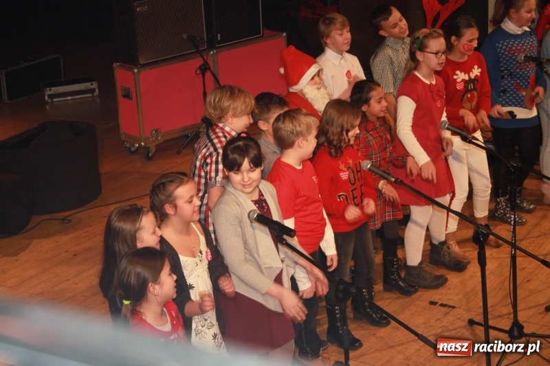 Zdjęcie w galerii na portalu naszraciborz.pl: Raciborski sztab WOŚP liczy pieniądze. Czy będzie rekord?  wiadomości z regionu