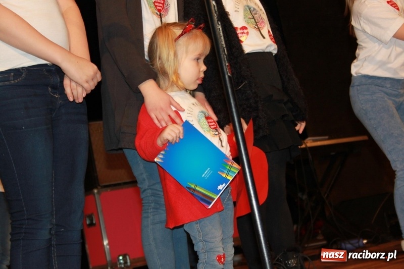 Zdjęcie w galerii na portalu naszraciborz.pl: Raciborski sztab WOŚP liczy pieniądze. Czy będzie rekord?  wiadomości z regionu