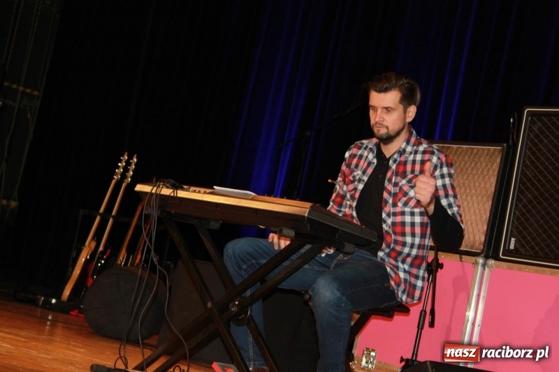 Zdjęcie w galerii na portalu naszraciborz.pl: Raciborski sztab WOŚP liczy pieniądze. Czy będzie rekord?  wiadomości z regionu