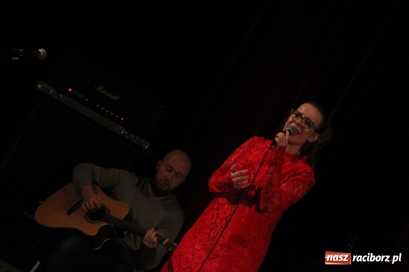 Zdjęcie w galerii na portalu naszraciborz.pl: Raciborski sztab WOŚP liczy pieniądze. Czy będzie rekord?  wiadomości z regionu