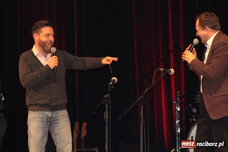 Zdjęcie w galerii na portalu naszraciborz.pl: Raciborski sztab WOŚP liczy pieniądze. Czy będzie rekord?  wiadomości z regionu