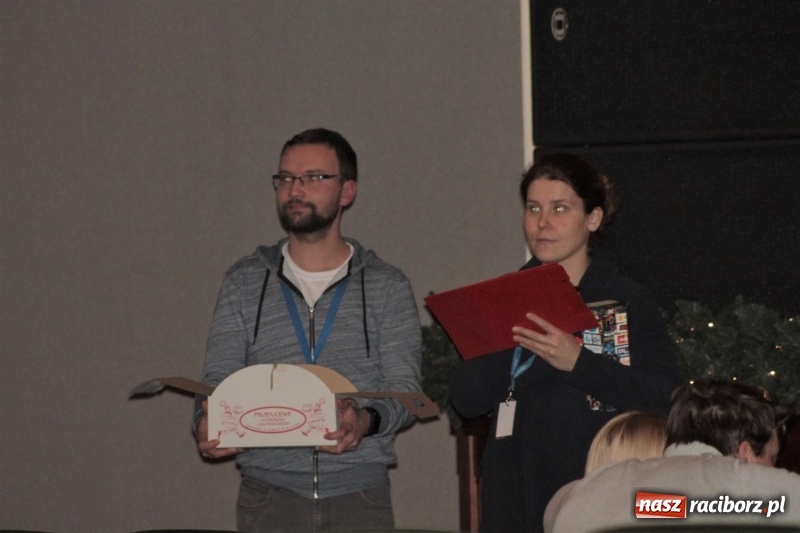 Zdjęcie w galerii na portalu naszraciborz.pl: Raciborski sztab WOŚP liczy pieniądze. Czy będzie rekord?  wiadomości z regionu