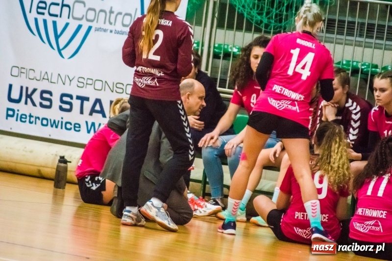 Zdjęcie w galerii na portalu naszraciborz.pl: Piłka ręczna. Pietrowicki Start nie zdobył Imperium wiadomości z regionu