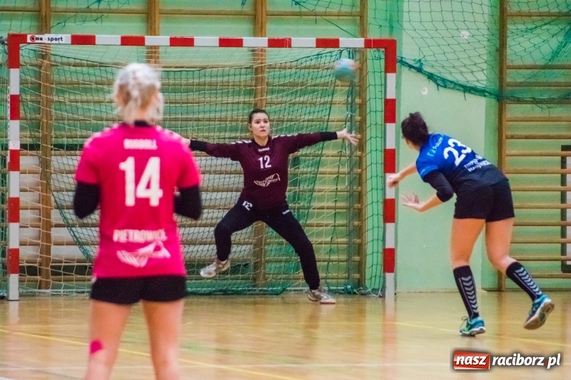 Zdjęcie w galerii na portalu naszraciborz.pl: Piłka ręczna. Pietrowicki Start nie zdobył Imperium wiadomości z regionu