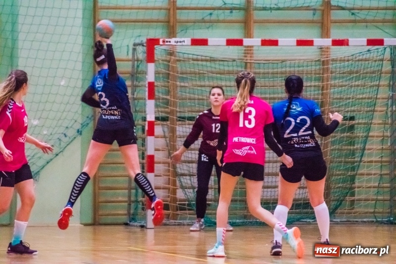 Zdjęcie w galerii na portalu naszraciborz.pl: Piłka ręczna. Pietrowicki Start nie zdobył Imperium wiadomości z regionu