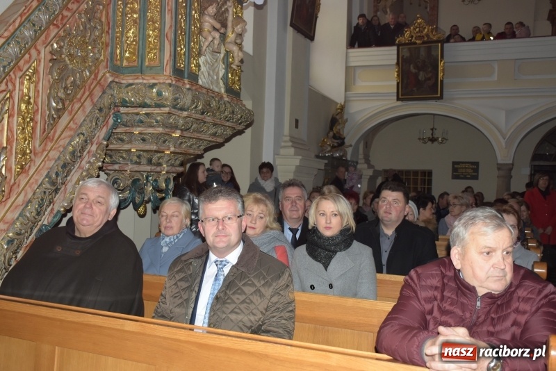 Zdjęcie w galerii na portalu naszraciborz.pl: Tworkowskie kolędowanie przy żłóbku  wiadomości z regionu