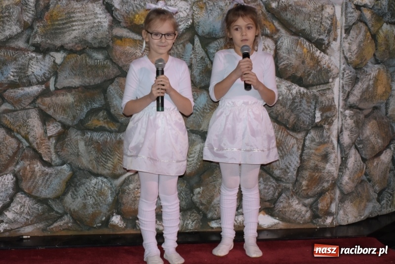 Zdjęcie w galerii na portalu naszraciborz.pl: Tworkowskie kolędowanie przy żłóbku  wiadomości z regionu