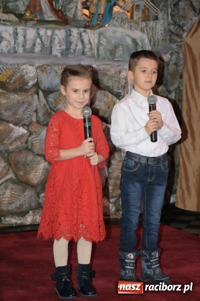 Zdjęcie w galerii na portalu naszraciborz.pl: Tworkowskie kolędowanie przy żłóbku  wiadomości z regionu