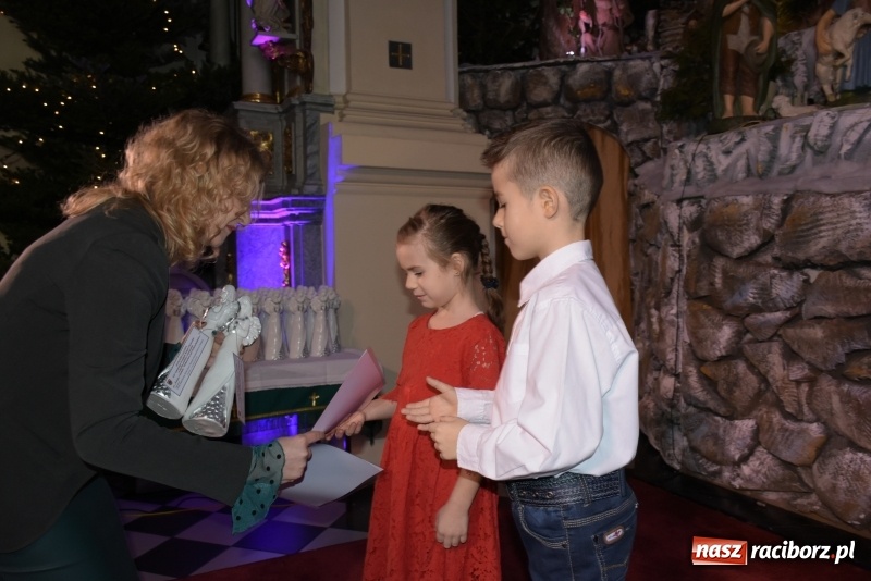 Zdjęcie w galerii na portalu naszraciborz.pl: Tworkowskie kolędowanie przy żłóbku  wiadomości z regionu