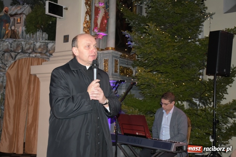 Zdjęcie w galerii na portalu naszraciborz.pl: Tworkowskie kolędowanie przy żłóbku  wiadomości z regionu