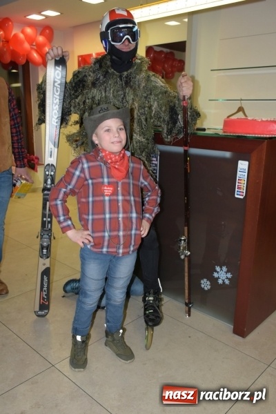 Zdjęcie w galerii na portalu naszraciborz.pl: W Tworkowie w salonie U Luizy znów zagrała orkiestra. Zebrano blisko 13,5 tys. zł  wiadomości z regionu