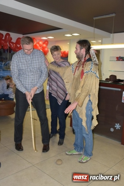 Zdjęcie w galerii na portalu naszraciborz.pl: W Tworkowie w salonie U Luizy znów zagrała orkiestra. Zebrano blisko 13,5 tys. zł  wiadomości z regionu