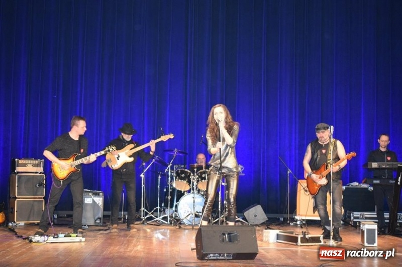 Zdjęcie w galerii na portalu naszraciborz.pl: Kuźnia Raciborska zebrała blisko 30 tys. zł wiadomości z regionu