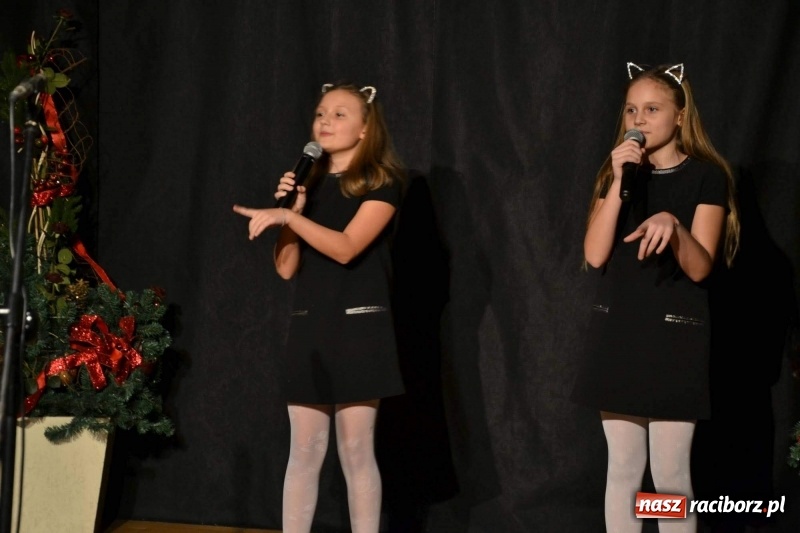 Zdjęcie w galerii na portalu naszraciborz.pl: Obchody Dnia Babci i Dziadka za nami  wiadomości z regionu