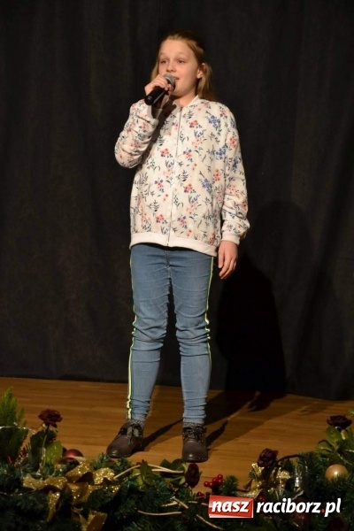 Zdjęcie w galerii na portalu naszraciborz.pl: Obchody Dnia Babci i Dziadka za nami  wiadomości z regionu