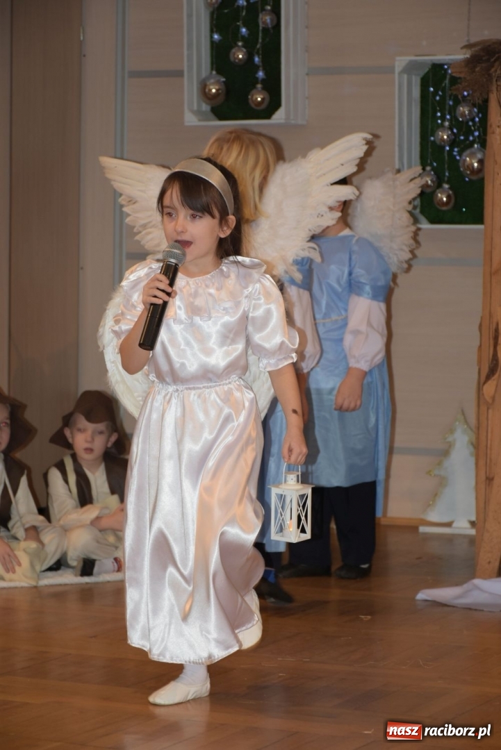Zdjęcie w galerii na portalu naszraciborz.pl: Dzisiaj w Betlejem...Przegląd w Tworkowie  wiadomości z regionu