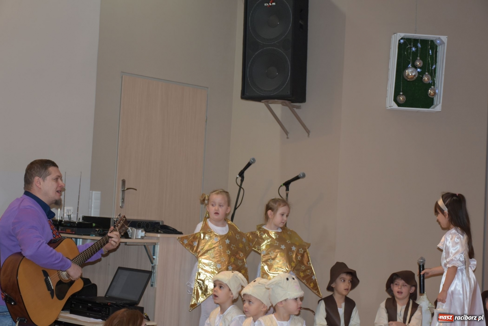 Zdjęcie w galerii na portalu naszraciborz.pl: Dzisiaj w Betlejem...Przegląd w Tworkowie  wiadomości z regionu