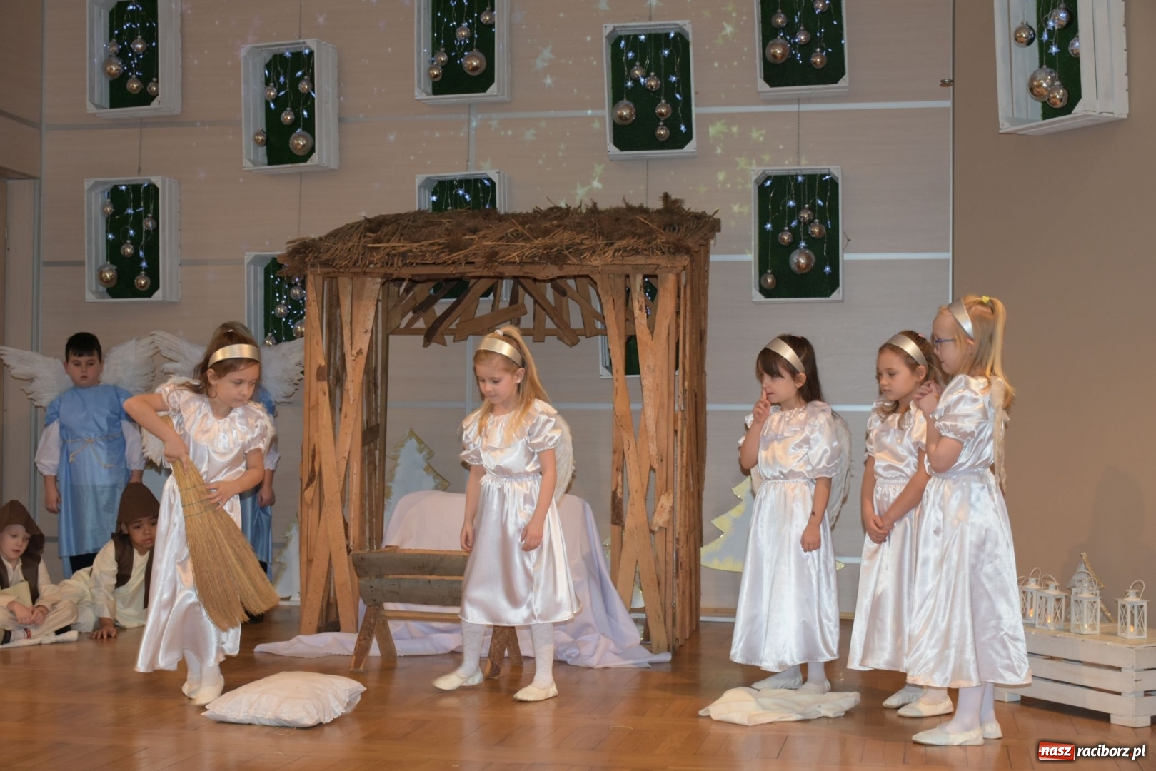 Zdjęcie w galerii na portalu naszraciborz.pl: Dzisiaj w Betlejem...Przegląd w Tworkowie  wiadomości z regionu