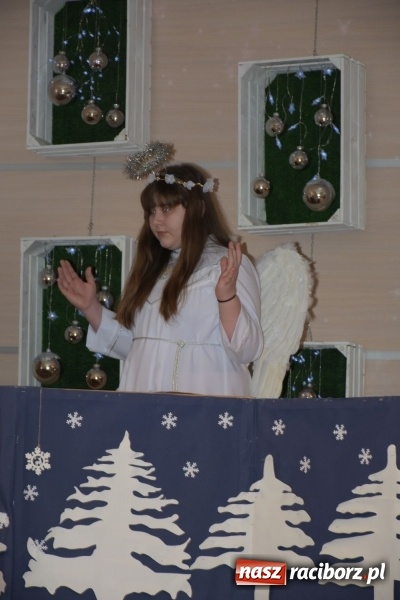 Zdjęcie w galerii na portalu naszraciborz.pl: Dzisiaj w Betlejem...Przegląd w Tworkowie  wiadomości z regionu