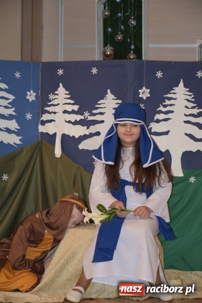 Zdjęcie w galerii na portalu naszraciborz.pl: Dzisiaj w Betlejem...Przegląd w Tworkowie  wiadomości z regionu