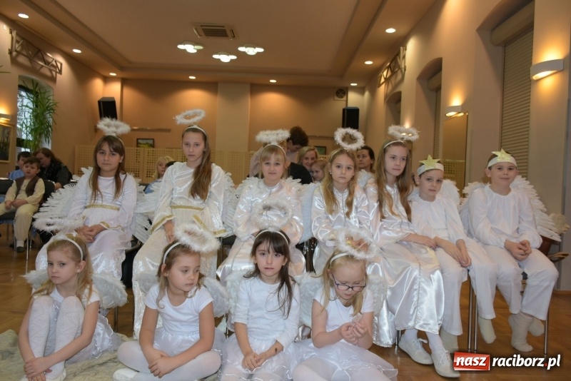 Zdjęcie w galerii na portalu naszraciborz.pl: Dzisiaj w Betlejem...Przegląd w Tworkowie  wiadomości z regionu