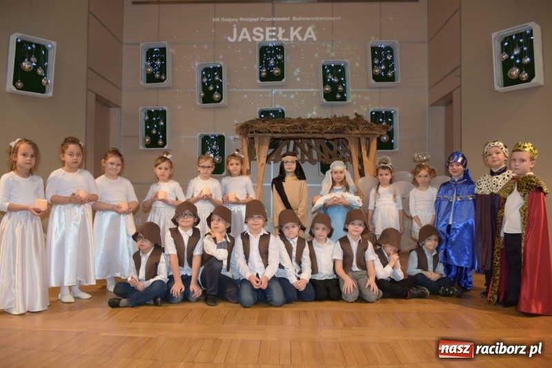 Zdjęcie w galerii na portalu naszraciborz.pl: Dzisiaj w Betlejem...Przegląd w Tworkowie  wiadomości z regionu