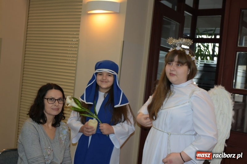 Zdjęcie w galerii na portalu naszraciborz.pl: Dzisiaj w Betlejem...Przegląd w Tworkowie  wiadomości z regionu