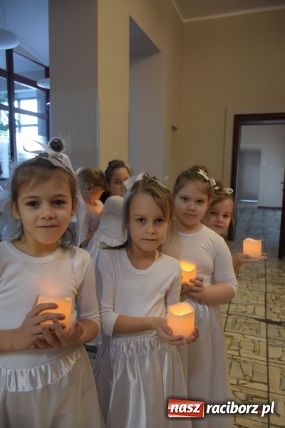 Zdjęcie w galerii na portalu naszraciborz.pl: Dzisiaj w Betlejem...Przegląd w Tworkowie  wiadomości z regionu